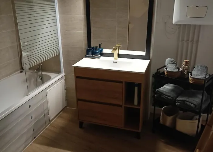 Hébergement de vacances La Belle Armentières, Maison Triplex Cosy Proche De Lille *